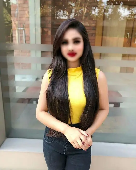High Profile Escort Priyanshi