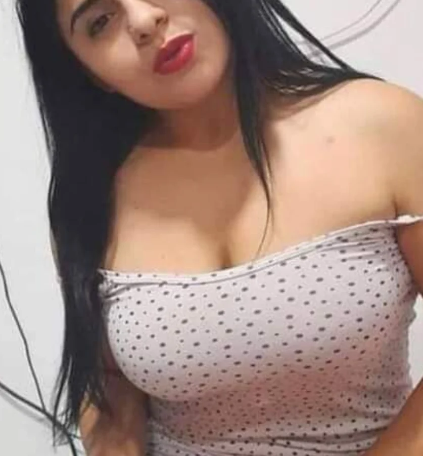 Tiya Ambitious High-Class Call Girl in New Friends Colony