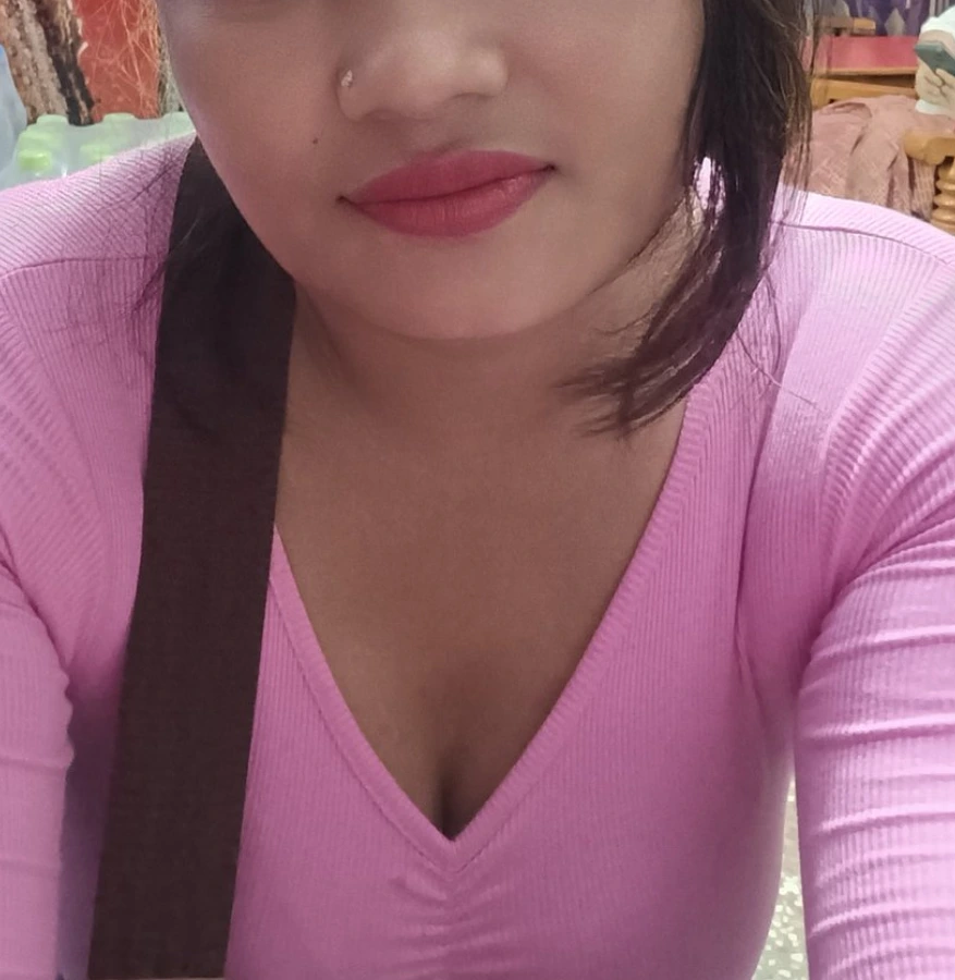 Aanchal - Young Delhi College Escort Girl	